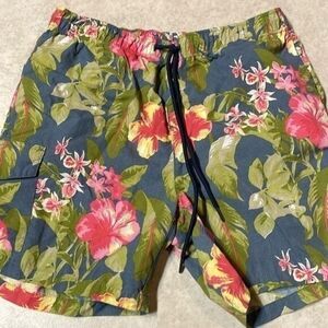 Rainforest men’s tropical print swim trunks. Size S